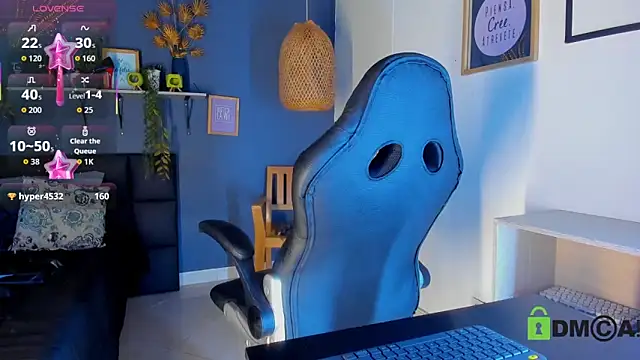 eliza pink24 online show from 04-06-26, 06:53