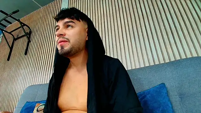 Snapshot of DaveParker_ chatting on 02-05-26, 02:24 DaveParker online show from 02-05-26, 02:24