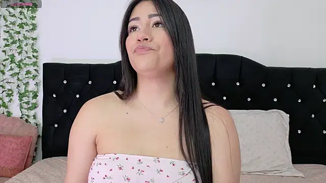 Sara kurttt online show from 02-26-26, 02:28