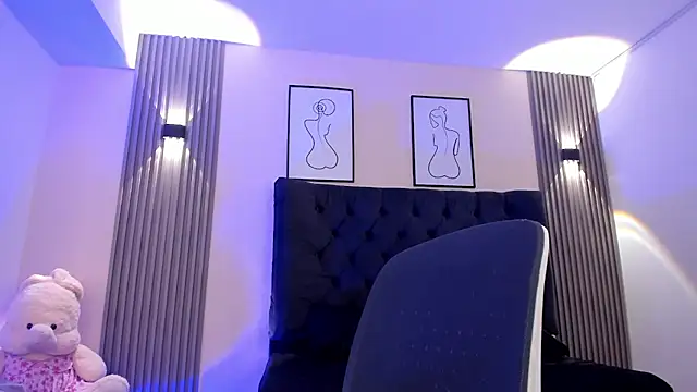 SARHA ANTONELLI online show from 02-20-26, 12:07