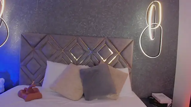 Bella-Swant online show from 02-21-26, 07:38