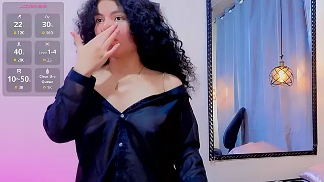 Snapshot of Zoe-yanin chatting on 02-11-26, 07:25 Zoe-yanin online show from 02-11-26, 07:25