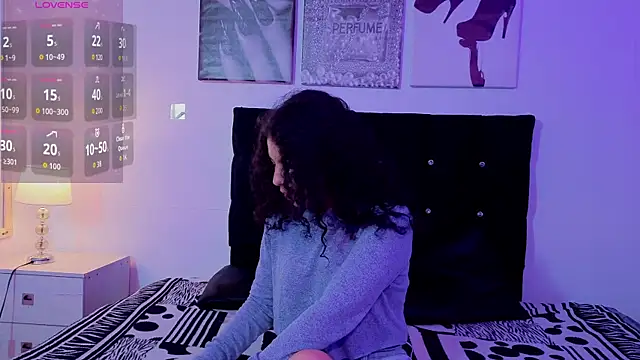 Snapshot of Zoe-yanin chatting on 02-24-26, 06:53 Zoe-yanin online show from 02-24-26, 06:53