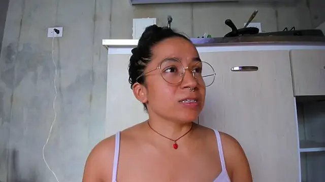 chiarafustox online show from 05-31-26, 03:07