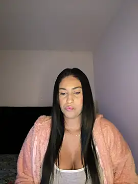 Snapshot of mari_pauli_xx chatting on 02-21-26, 12:45 mari pauli xx online show from 02-21-26, 12:45