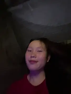 Snapshot of kekely chatting on 06-18-26, 01:27 kekely online show from 06-18-26, 01:27