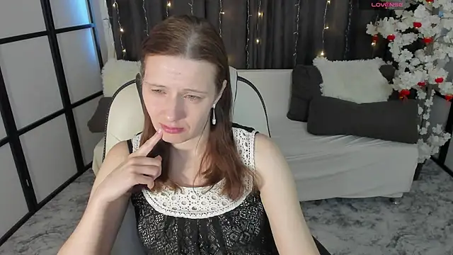 Snapshot of Kathrine_Meyer chatting on 02-25-26, 02:34 Kathrine Meyer online show from 02-25-26, 02:34