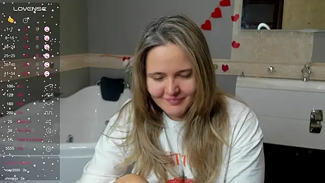 Snapshot of LilyBel chatting on 02-24-26, 08:04 LilyBel online show from 02-24-26, 08:04