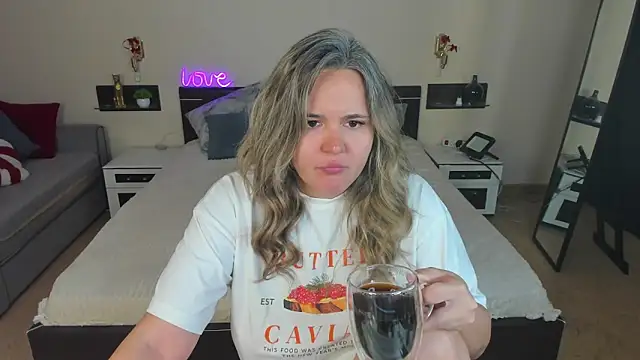 LilyBel online show from 05-29-26, 12:49