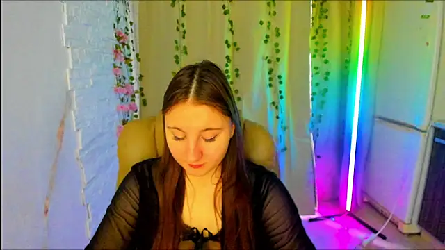 EvaxCharm online show from 02-07-26, 03:36