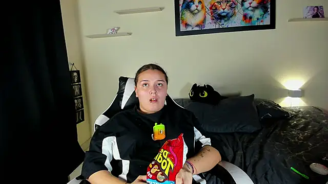 meredit cris23 online show from 02-20-26, 06:26