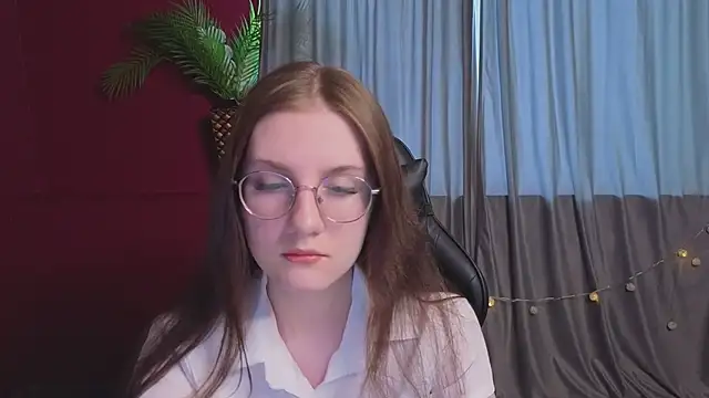 Snapshot of VixenLight chatting on 02-24-26, 02:34 VixenLight online show from 02-24-26, 02:34