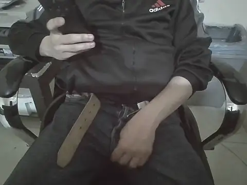 Snapshot of ahmedzakaria1 chatting on 03-03-26, 03:02 ahmedzakaria1 online show from 03-03-26, 03:02