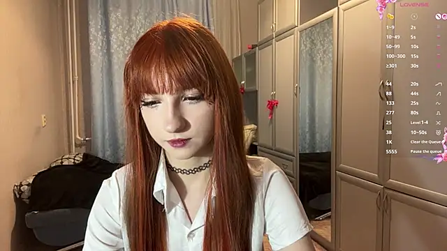 UrBabeLuna online show from 04-09-26, 04:02