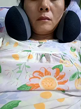 Snapshot of Baby-loveass69 chatting on 02-06-26, 12:01 Baby-loveass69 online show from 02-06-26, 12:01