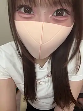 Snapshot of momo_mm chatting on 07-04-26, 02:07 momo mm online show from 07-04-26, 02:07