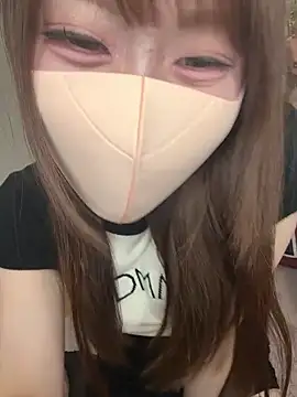 Snapshot of momo_mm chatting on 07-10-26, 01:11 momo mm online show from 07-10-26, 01:11