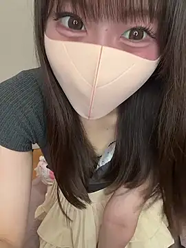 Snapshot of momo_mm chatting on 07-18-26, 02:09 momo mm online show from 07-18-26, 02:09