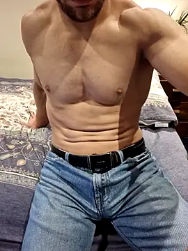 Snapshot of NakedAchilles chatting on 03-05-26, 07:43 NakedAchilles online show from 03-05-26, 07:43