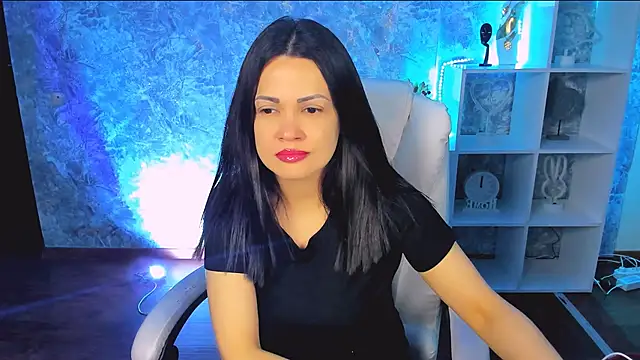karolina robinson online show from 04-25-26, 11:57