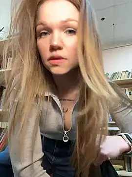 Snapshot of StreetSquirt chatting on 04-25-26, 03:53 StreetSquirt online show from 04-25-26, 03:53