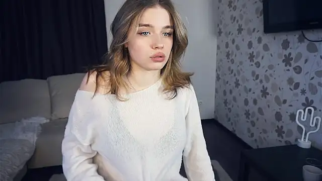 Snapshot of EarthaStinett chatting on 02-06-26, 11:39 EarthaStinett online show from 02-06-26, 11:39