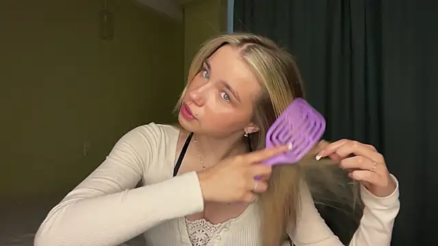 EarthaStinett online show from 04-10-26, 06:09