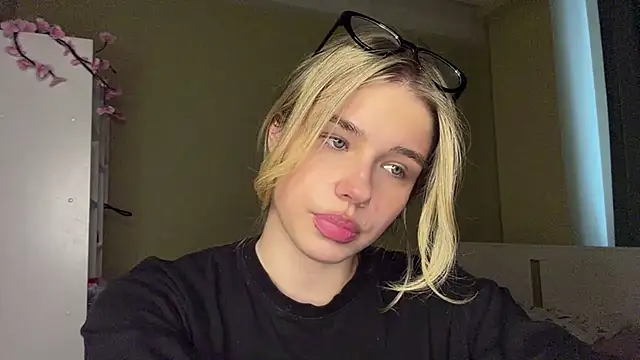 EarthaStinett online show from 05-14-26, 11:51