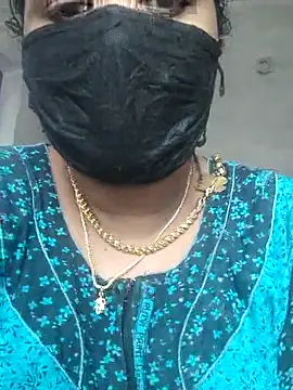 Snapshot of Tamil_Devasri chatting on 02-23-26, 05:52 Tamil Devasri online show from 02-23-26, 05:52