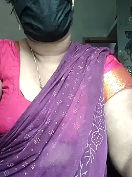 Snapshot of Tamil_Devasri chatting on 03-05-26, 05:37 Tamil Devasri online show from 03-05-26, 05:37