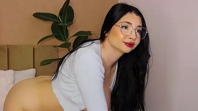 BellaHere online show from 05-16-26, 06:23