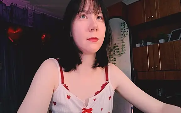 Snapshot of marty_bree chatting on 03-06-26, 02:45 marty bree online show from 03-06-26, 02:45