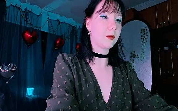 Snapshot of marty_bree chatting on 04-13-26, 05:06 marty bree online show from 04-13-26, 05:06