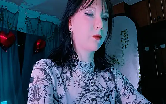 Snapshot of marty_bree chatting on 04-08-26, 05:03 marty bree online show from 04-08-26, 05:03