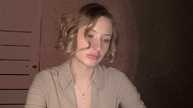 DeliciaBagnoli online show from 03-12-26, 05:28