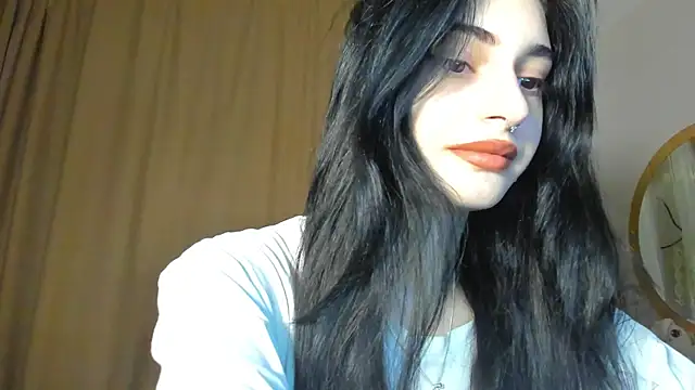 Snapshot of Lesyalisss chatting on 07-07-26, 11:08 Lesyalisss online show from 07-07-26, 11:08
