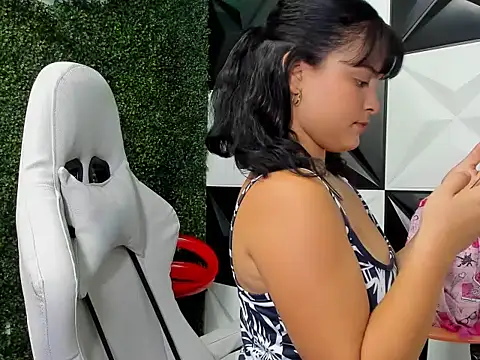 Andrea girlx online show from 02-12-26, 02:06