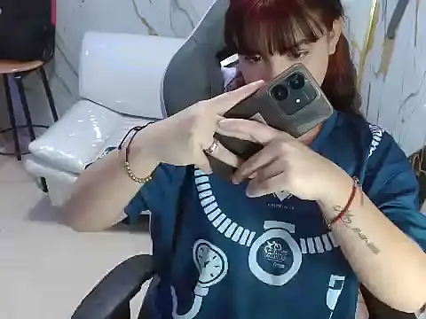 Andrea girlx online show from 02-04-26, 01:28