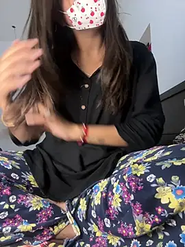 kavyababy00 online show from 02-07-26, 12:13