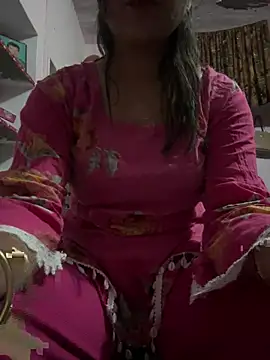 kavyababy00 online show from 03-19-26, 02:28