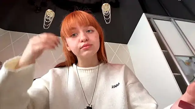 Snapshot of KatheyMichelfelder chatting on 02-09-26, 12:25 KatheyMichelfelder online show from 02-09-26, 12:25