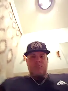 Flyrock69 online show from 04-14-26, 07:35