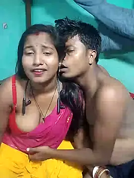Snapshot of Your_deshibhabi25years chatting on 07-11-26, 08:36 Your deshibhabi25years online show from 07-11-26, 08:36