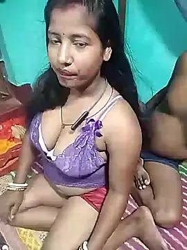 Snapshot of Your_deshibhabi25years chatting on 06-17-26, 09:57 Your deshibhabi25years online show from 06-17-26, 09:57