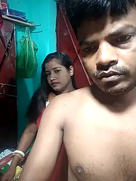 Snapshot of Your_deshibhabi25years chatting on 06-03-26, 09:52 Your deshibhabi25years online show from 06-03-26, 09:52