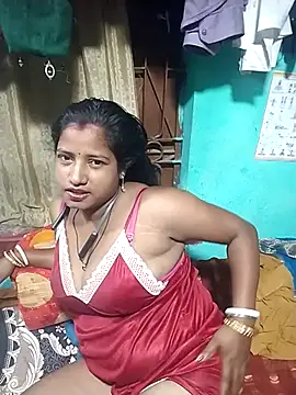 Snapshot of Your_deshibhabi25years chatting on 06-27-26, 10:38 Your deshibhabi25years online show from 06-27-26, 10:38