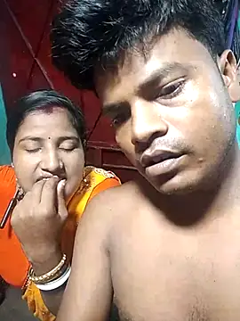 Snapshot of Your_deshibhabi25years chatting on 07-15-26, 08:32 Your deshibhabi25years online show from 07-15-26, 08:32