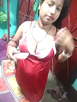Snapshot of Your_deshibhabi25years chatting on 04-20-26, 10:33 Your deshibhabi25years online show from 04-20-26, 10:33