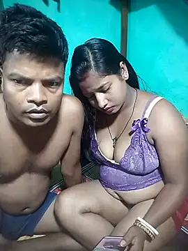 Snapshot of Your_deshibhabi25years chatting on 06-06-26, 10:48 Your deshibhabi25years online show from 06-06-26, 10:48