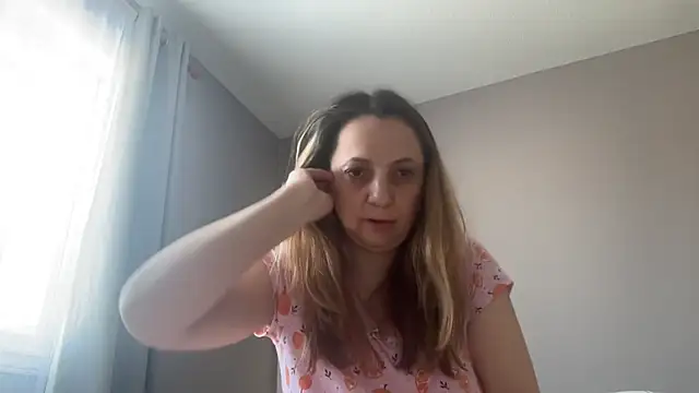 Snapshot of ShyFlameLive chatting on 02-19-26, 03:31 ShyFlameLive online show from 02-19-26, 03:31